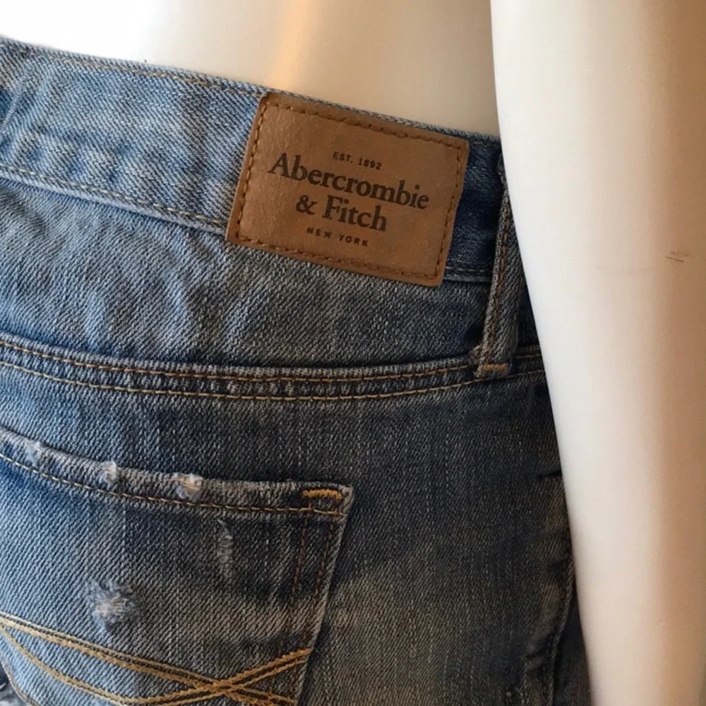 Abercrombie & Fitch Light Blue Distressed Jean Shorts - Picture 2 of 4